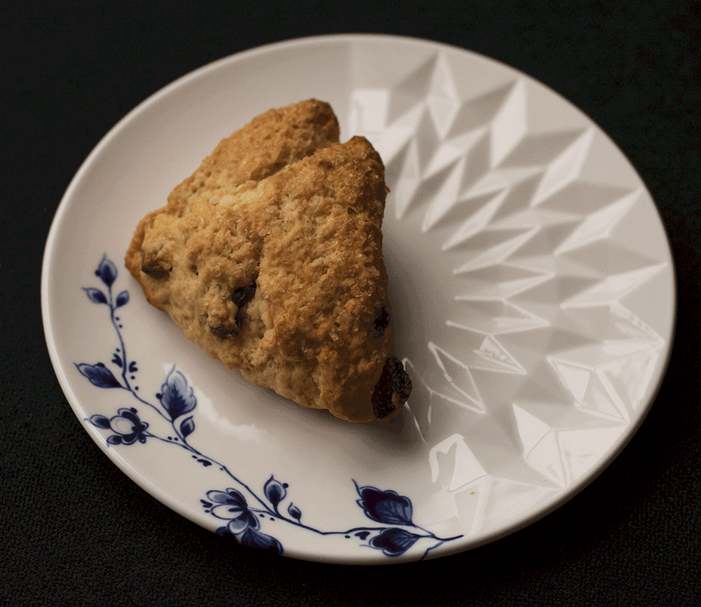 Single Scone.
Apricot Date Scones
