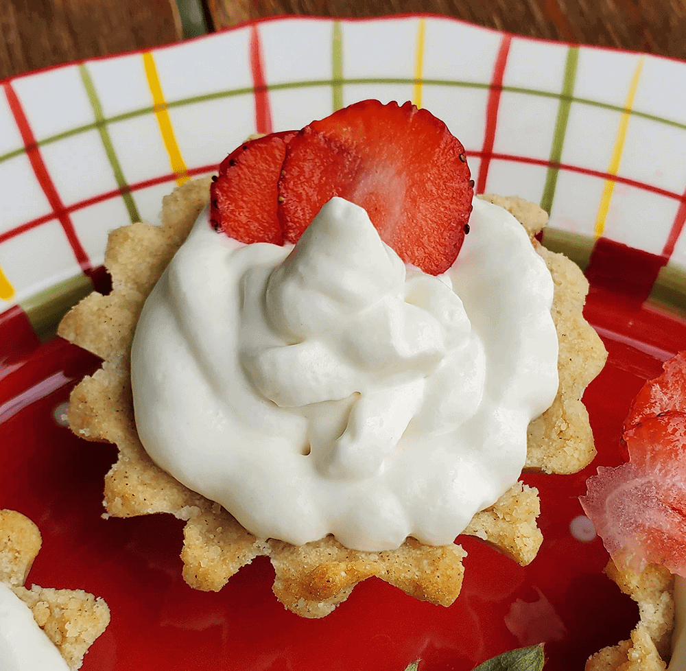 Strawbery Rhubarb Tartlets